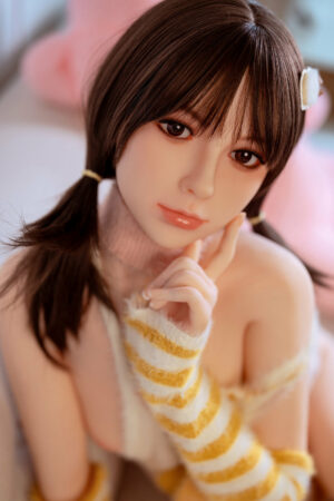Isabella Barnes - Small Breast Cute Japanese Sex Doll